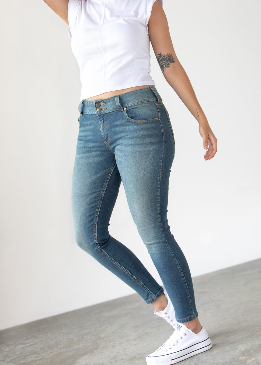Jean Mujer Super Skinny Color Gris – Moft